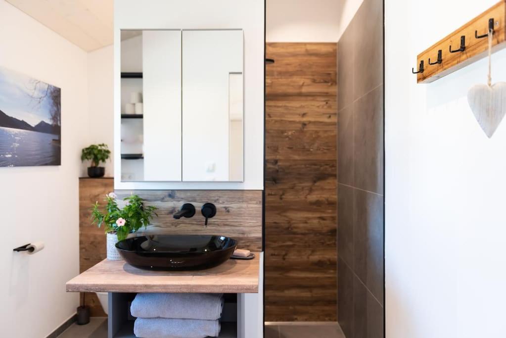 Exklusives Design-Apartment & Sauna Warngau Exterior foto